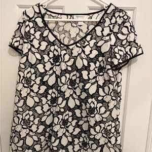Motherhood Black and White Floral Blouse